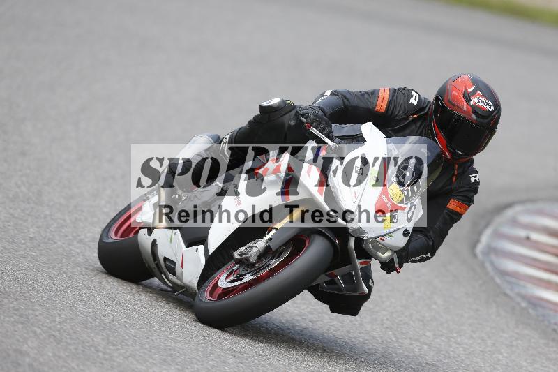 /24 08.06.2025 TZ Motorsport ADR/Gruppe gelb/390